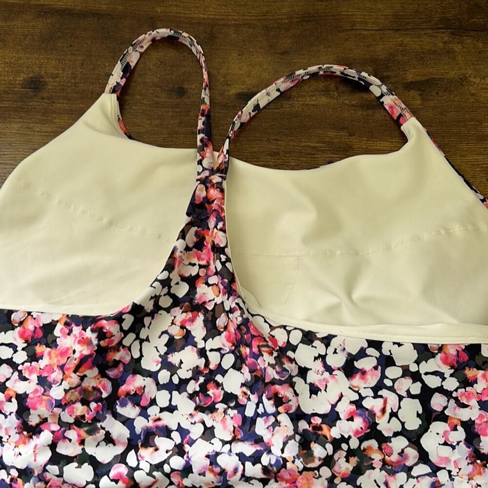 Old Navy 4x Colorful Floral Powersoft Built In Sp… - image 5